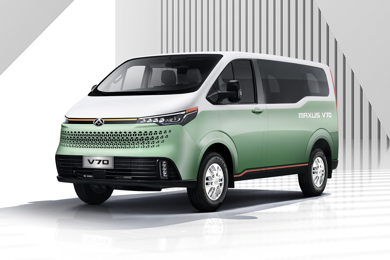 上汽大通MAXUS V70全球首秀亮相，將于2023年初正式上市